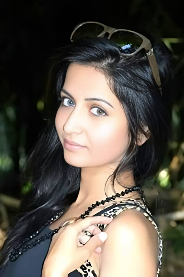  Gautam Budh University Escorts