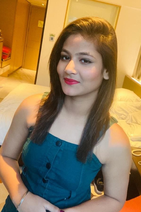 Call Girls in GIP Mall Noida